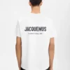 Camiseta con la dirección de Dubái Camiseta de manga corta con la dirección y el logotipo impresos Camiseta con la dirección de Dubái Camiseta de manga corta con la dirección y el logotipo impresos