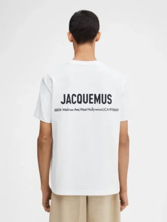 Camiseta con la dirección de Los Ángeles Camiseta de manga corta con la dirección y el logotipo impresos – Vendida exclusivamente en línea y en nuestra tienda de Los Ángeles Camiseta con la dirección de Los Ángeles Camiseta de manga corta con la dirección y el logotipo impresos – Vendida exclusivamente en línea y en nuestra tienda de Los Ángeles