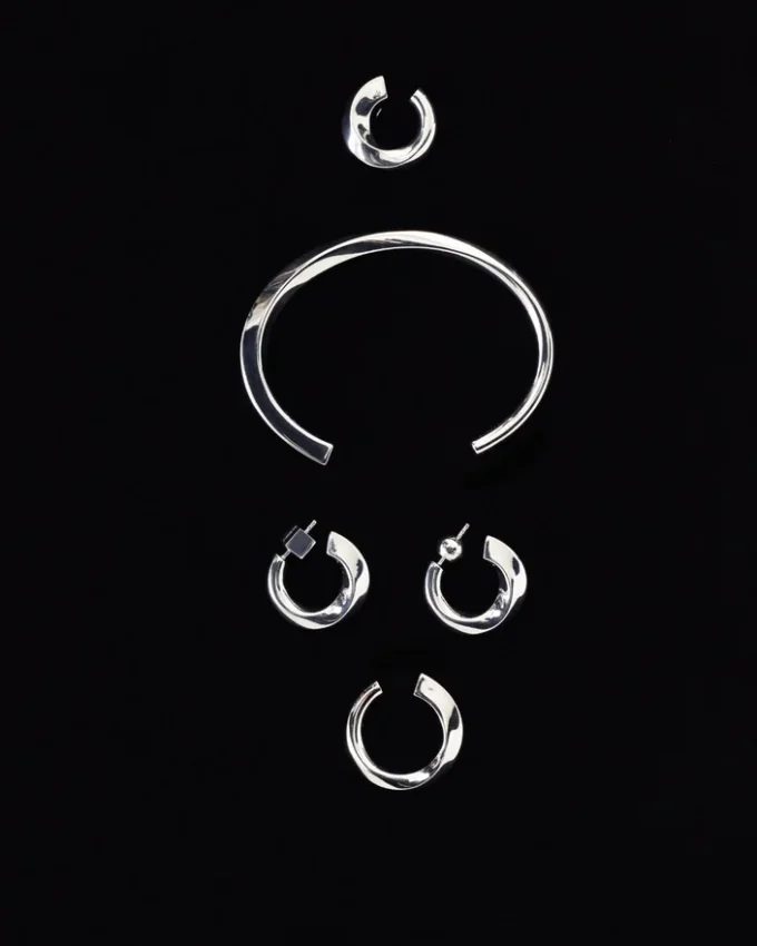 El anillo Tourni Anillo retorcido