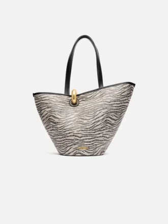 El bolso asimétrico Bambola