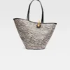 El bolso asimétrico Bambola