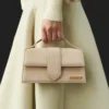 El bolso bandolera grande con solapa Bambino El bolso bandolera grande con solapa Bambino