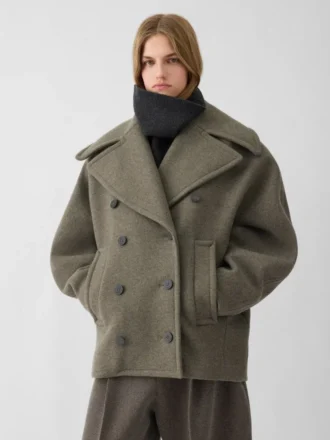 El chaquetón Ovalo Chaquetón redondeado El chaquetón Ovalo Chaquetón redondeado