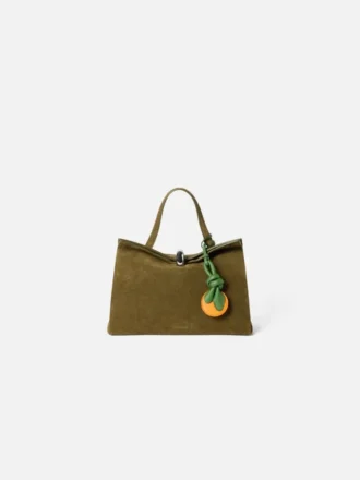 el charm naranja con forma de nudo 2 330x440 - El charm naranja con forma de nudo