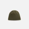 El gorro J Gorro de punto acanalado