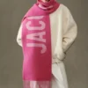 El pañuelo de Jacquemus Pañuelo con logotipo Fringe El pañuelo de Jacquemus Pañuelo con logotipo Fringe