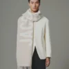 El pañuelo de Jacquemus Pañuelo con logotipo Fringe El pañuelo de Jacquemus Pañuelo con logotipo Fringe