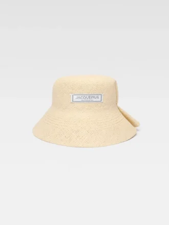 El sombrero Vela Sombrero de rafia plegado