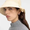 El sombrero Vela Sombrero de rafia plegado