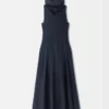 El vestido vaquero Triangle de Nîmes Vestido vaquero con cuello alto El vestido vaquero Triangle de Nîmes Vestido vaquero con cuello alto