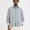 La camisa Boulanger Sobrecamisa de denim abullonada