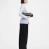 La camisa de traje Camisa de traje con espalda abierta La camisa de traje Camisa de traje con espalda abierta