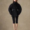 La gabardina corta Ovalo Gabardina Hourglass La gabardina corta Ovalo Gabardina Hourglass