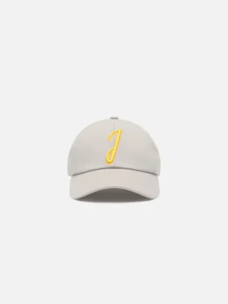 La gorra de béisbol de Nueva York Gorra con logotipo, vendida exclusivamente en línea y en nuestra boutique de Nueva York La gorra de béisbol de Nueva York Gorra con logotipo, vendida exclusivamente en línea y en nuestra boutique de Nueva York