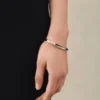La pulsera Tourni Pulsera retorcida