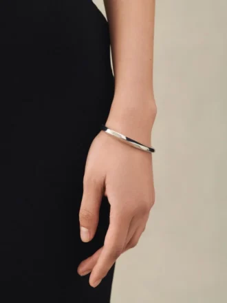 La pulsera Tourni Pulsera retorcida La pulsera Tourni Pulsera retorcida