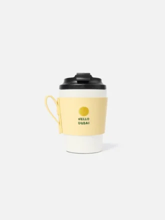 La taza Dubai Taza de viaje – Vendida exclusivamente en línea y en nuestros puntos de venta de los Emiratos Árabes Unidos