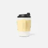 La taza Dubai Taza de viaje – Vendida exclusivamente en línea y en nuestros puntos de venta de los Emiratos Árabes Unidos La taza Dubai Taza de viaje – Vendida exclusivamente en línea y en nuestros puntos de venta de los Emiratos Árabes Unidos