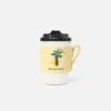 La taza Dubai Taza de viaje – Vendida exclusivamente en línea y en nuestros puntos de venta de los Emiratos Árabes Unidos La taza Dubai Taza de viaje – Vendida exclusivamente en línea y en nuestros puntos de venta de los Emiratos Árabes Unidos