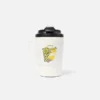 La taza Ibiza Taza de viaje – Vendida exclusivamente en línea y en nuestro resort de Ibiza La taza Ibiza Taza de viaje – Vendida exclusivamente en línea y en nuestro resort de Ibiza