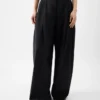 Los pantalones de hombre Pantalones con pliegues