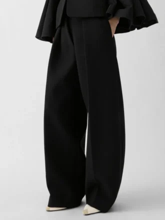 Los pantalones Ovalo Pantalones acampanados