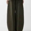 Los pantalones Ovalo Pantalones acampanados Los pantalones Ovalo Pantalones acampanados