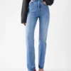 Los pantalones rectos de denim de Nîmes Vaqueros de pierna recta Los pantalones rectos de denim de Nîmes Vaqueros de pierna recta