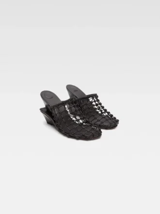 Los zapatos de doble tejido Mules dobles trenzados