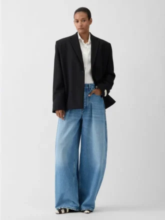 Pantalones vaqueros Ovalo de Nîmes Vaqueros de cintura alta y corte curvo Pantalones vaqueros Ovalo de Nîmes Vaqueros de cintura alta y corte curvo