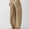 Pantalones vaqueros Ovalo de Nîmes Vaqueros de cintura alta y corte curvo