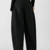 Pantalones vaqueros Ovalo de Nîmes Vaqueros de cintura alta y corte curvo