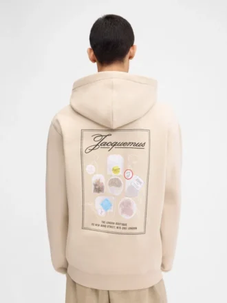 Sudadera con capucha London Sudadera con capucha y logotipo, disponible exclusivamente en línea y en nuestra tienda de Londres. Sudadera con capucha London Sudadera con capucha y logotipo, disponible exclusivamente en línea y en nuestra tienda de Londres.