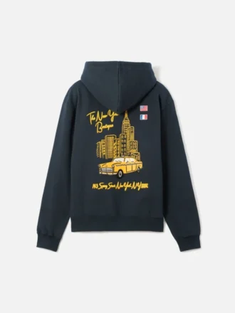 sudadera con capucha nyc cab sudadera con capucha y logotipo disponible exclusivamente en lnea y en nuestra boutique de nueva york 2 330x440 - Sudadera con capucha NYC Cab Sudadera con capucha y logotipo, disponible exclusivamente en l&iacute;nea y en nuestra boutique de Nueva York