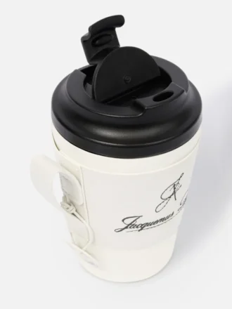 Taza Montaigne Taza de viaje – vendida exclusivamente en línea y en nuestra tienda de París